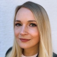 Lucia Leitner Email
