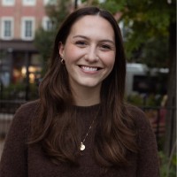 Lindsay Essoyan's profile photo