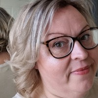 Repose Furniture Ltd Employee Julie Underhill's profile photo