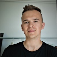 Dominik Łataś Email