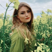 Emily Bell Email & Phone Number