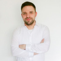 Kai Stratmann Email