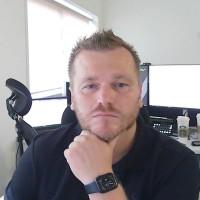 Zbigniew Kierpiec Email