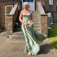 FundsNetwork Employee Beth Taylor's profile photo