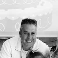 Cure Companies Employee Zvi Moshkoviz's profile photo