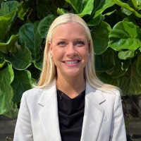 Lainey Eckholm Email & Phone Number