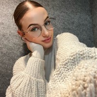 RealAdvisor Employee Alison V.'s profile photo