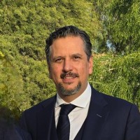 Luis Gerardo Román Esnaurrizar Email
