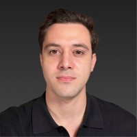 Adrián Bolaños Email