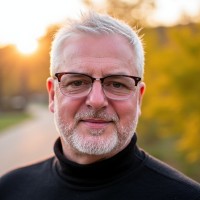 Clive Crooks Email & Phone Number