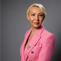 Elena Woods Email & Phone Number