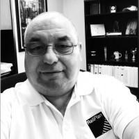 Pete di Mola Email & Phone Number