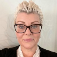 Frontwalker Employee Linda Pampman's profile photo