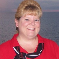 RE/MAX Components Employee Sue Cox's profile photo