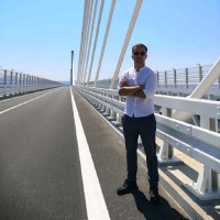Ivan Curić Email