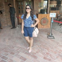 E-mail e número de telefone de Latika Sharma