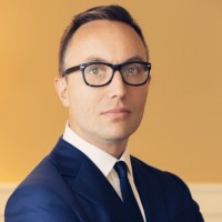 Elliot Gruszka Email & Phone Number
