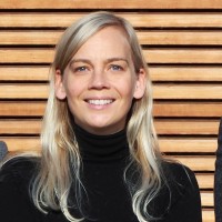 Carolin Guggemos Email & Phone Number