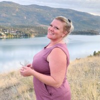 Holley Marth Email