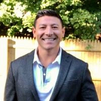 Landing Real Estate Employee Tony Duong's profile photo