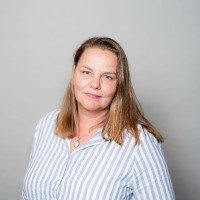 Yvonne Schieman Email