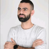 Farah Farah Email