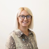 Carly Holmes Email