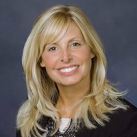 Kelly Simons Email & Phone Number