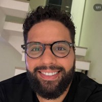 Provide IT Employee Arthur MacEdo's profile photo