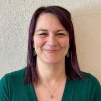 Amanda Hart Email & Phone Number