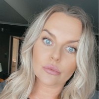 Agnieszka Roczek Email