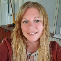 Holly Sawvell Email & Phone Number