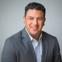 PwC Employee Roberto Navarro's profile photo