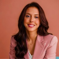 Envoyage US Employee Andrea Farah's profile photo