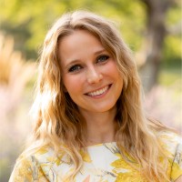 No Limbits Employee Anna Peshock's profile photo