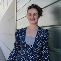 Ellecina Sliuzas Email