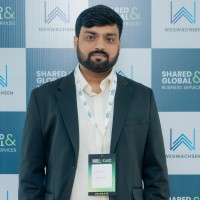 PeerHub Employee Divesh K.'s profile photo