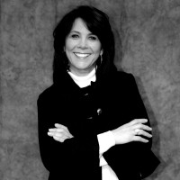 Lisa Garza Email & Phone Number