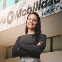 Julia Guedes Email