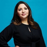 Oracle Employee Raquel Smith's profile photo