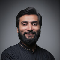 AXA Business Technologies Employee Junaid Umer's profile photo