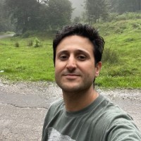 SternX Employee Arash Sarikhani's profile photo