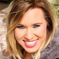 Home Advantage Real Estate Employee Brooke Buhl's profile photo