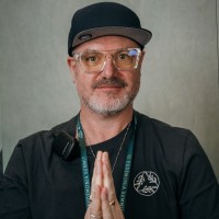 Jonnie Halstead Email & Phone Number