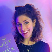 Bustle Digital Group Employee Nina Kahn's profile photo