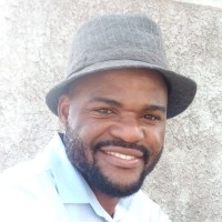 Julio Langa Email