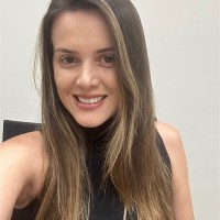 SANTANDER SELECT Employee Ariana MacHado's profile photo