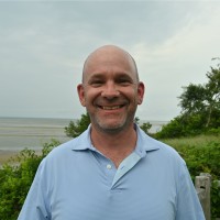 E-mail e número de telefone de Ed Urquhart