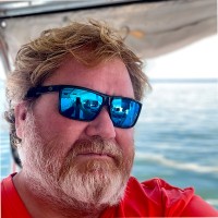 Ian Schlueter Email & Phone Number