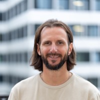Simon Weißer Email